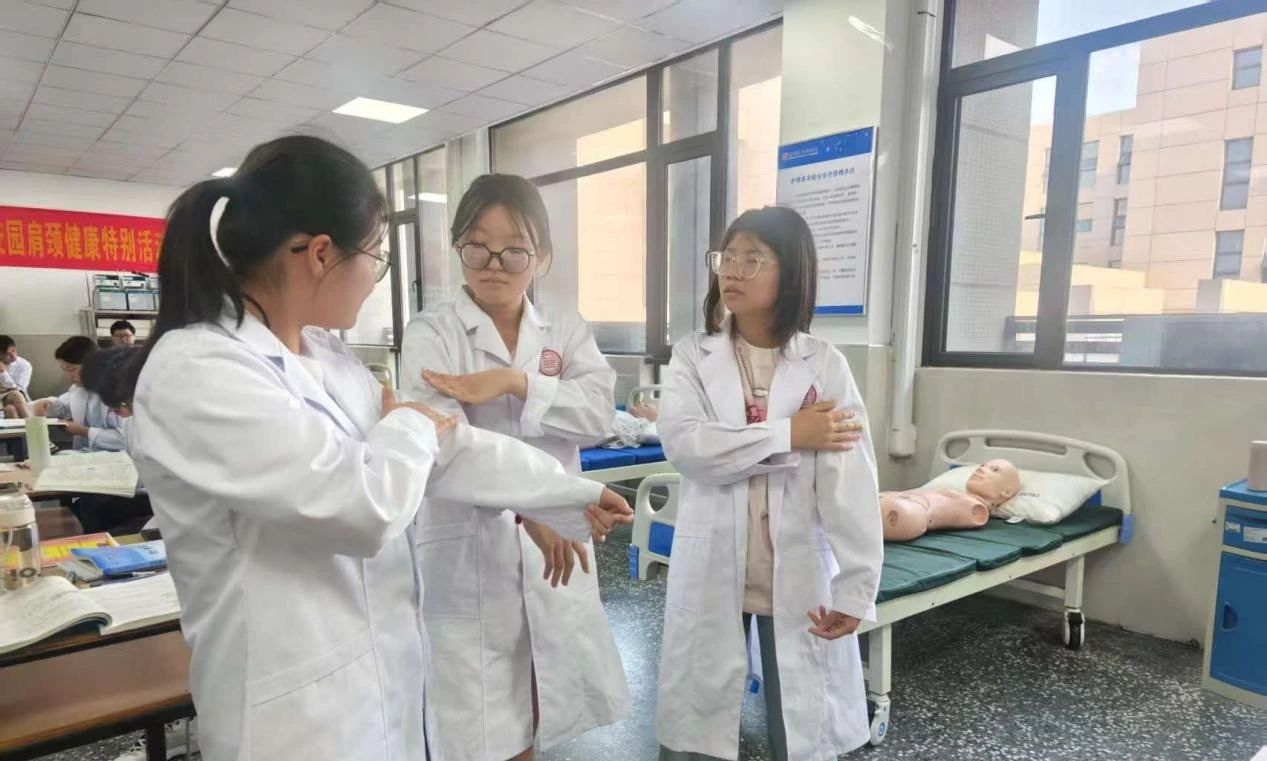 1758621563508010.jpg 1758621563508010.jpg